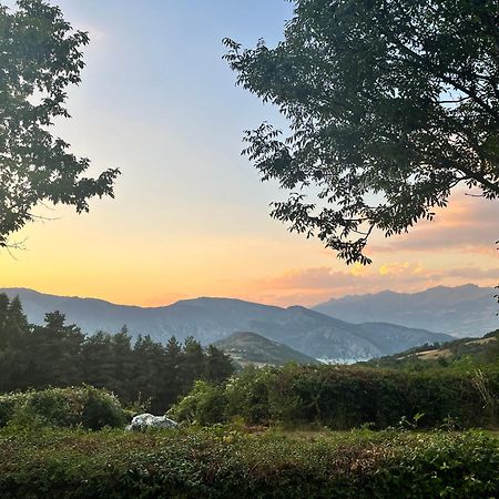 Village De Chalets Et Camping La Pierre De L'Aigle La Bréole Εξωτερικό φωτογραφία