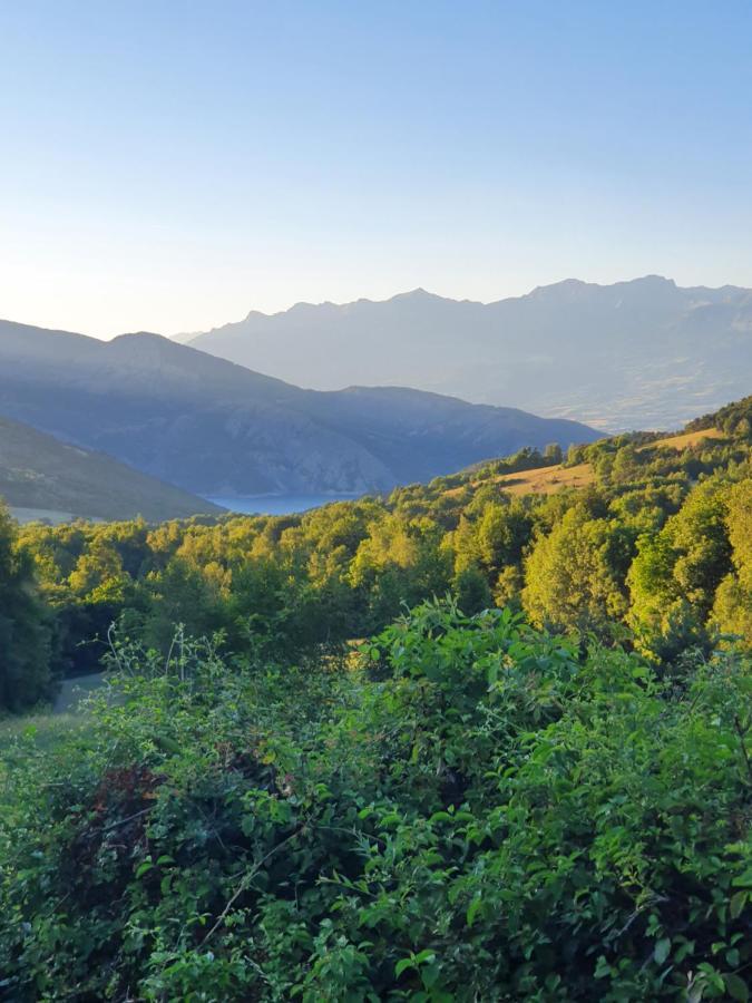 Village De Chalets Et Camping La Pierre De L'Aigle La Bréole Εξωτερικό φωτογραφία