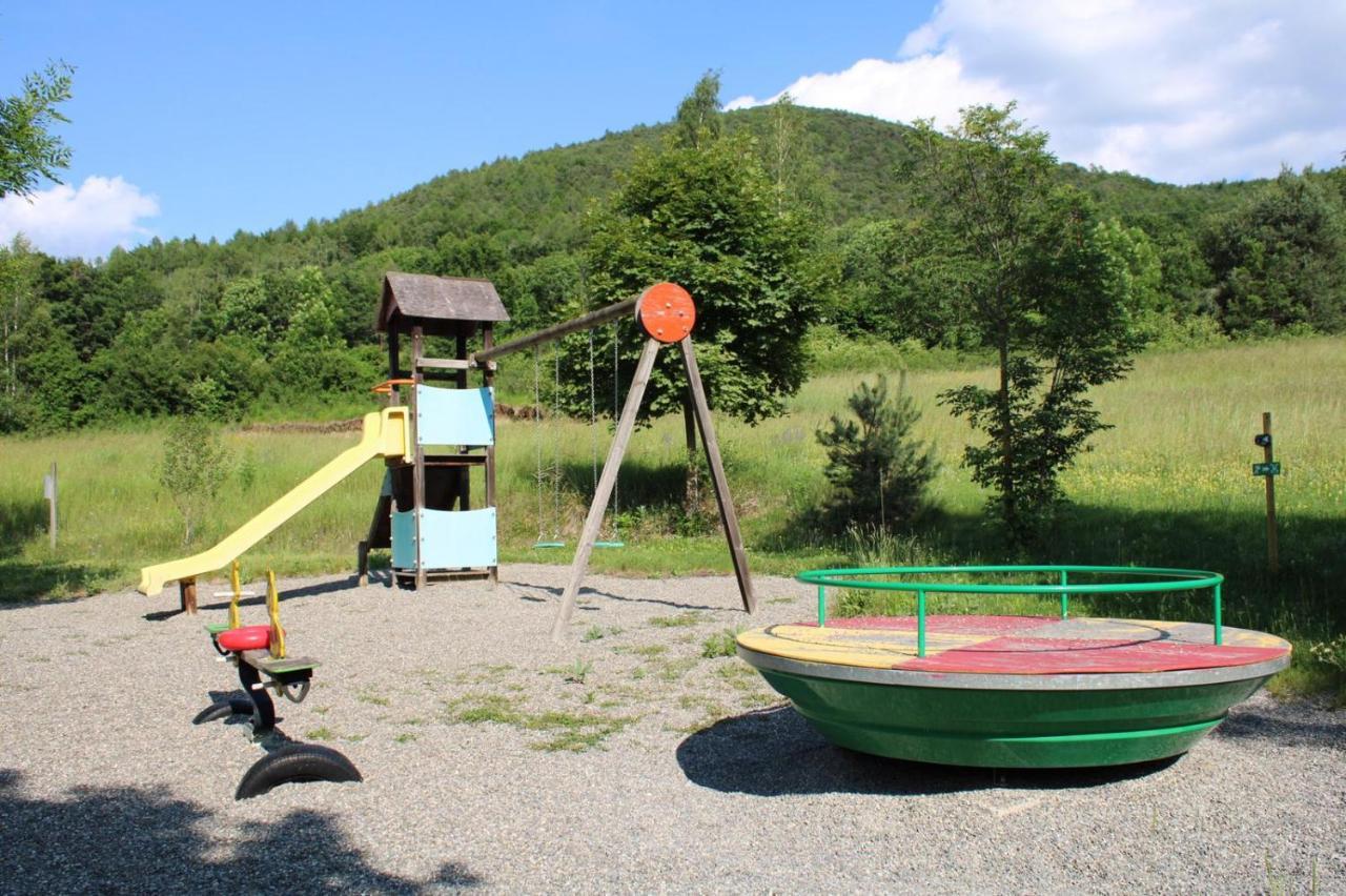 Village De Chalets Et Camping La Pierre De L'Aigle La Bréole Εξωτερικό φωτογραφία